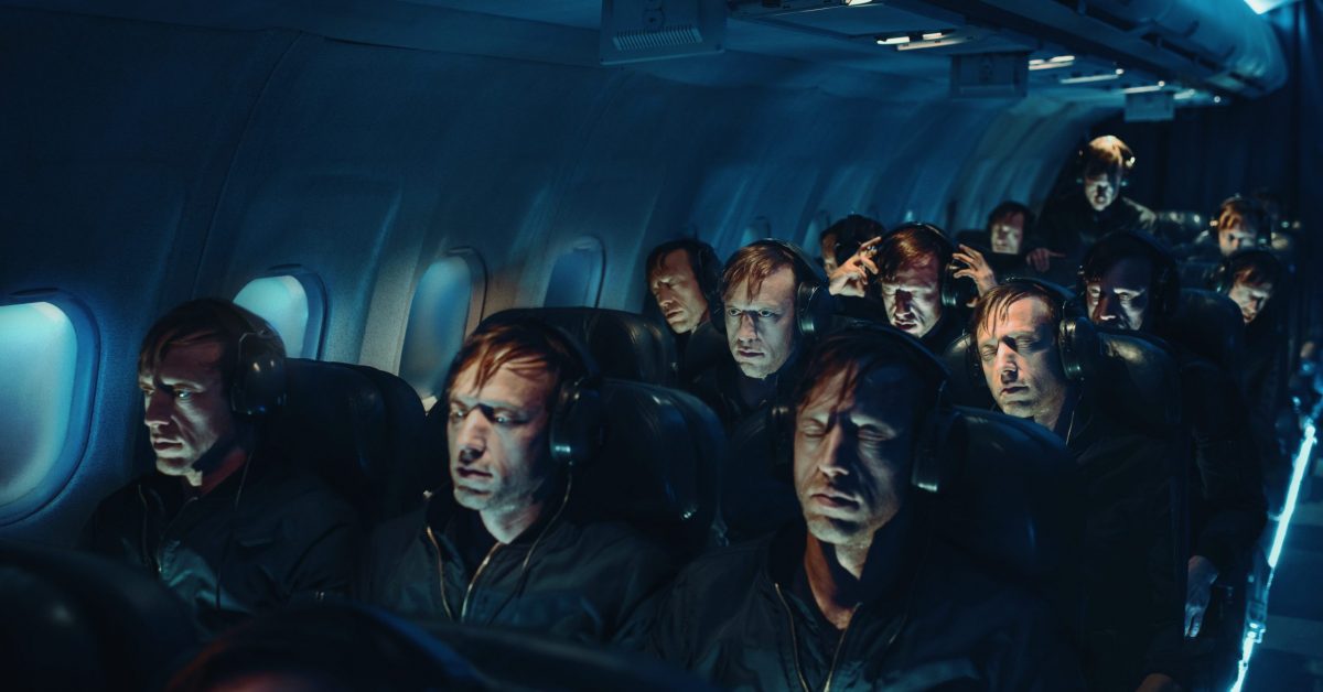 FLIGHT_Credit Mihaela Bodlovic_1 Credit Mihaela Bodlovic